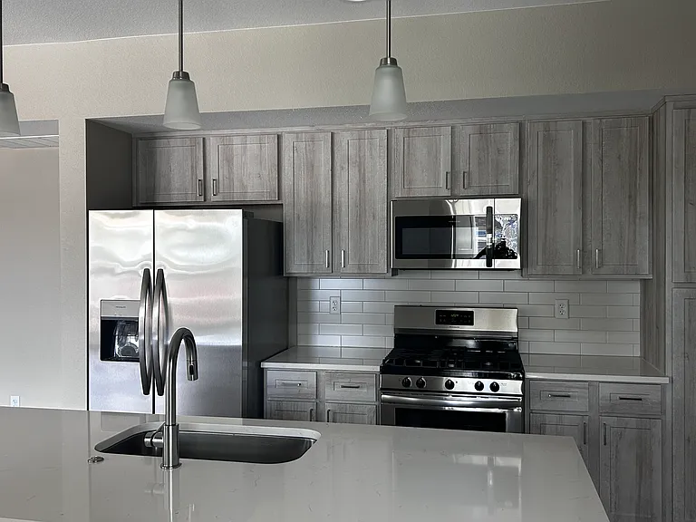 310 S Cherrywood Dr — Photo 4