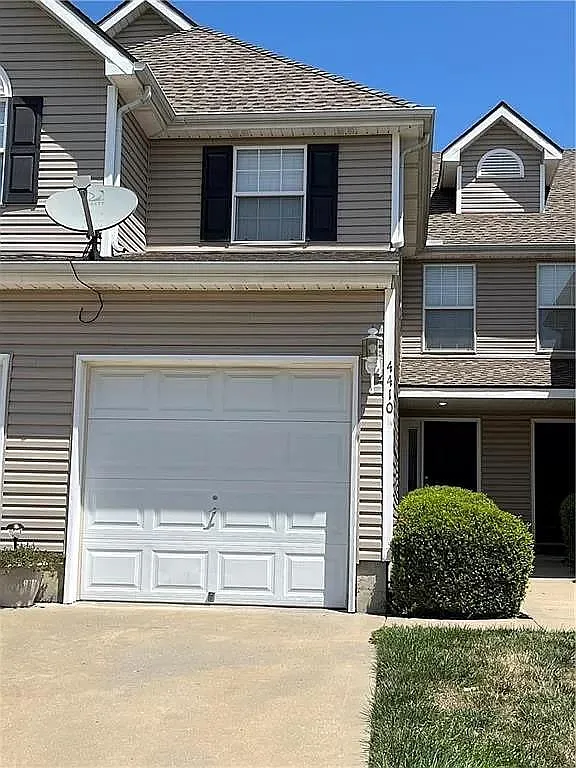 4410 NE 83rd St — Photo 1