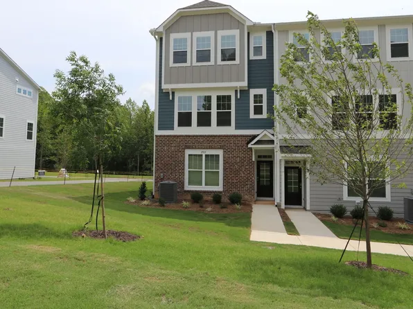 2935 Richardson Rd, Apex, NC 27502