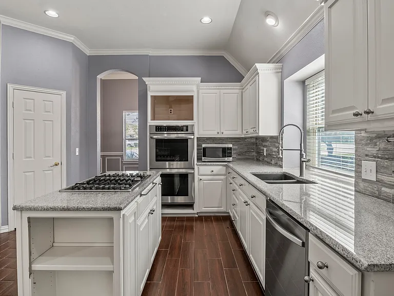 1003 Hunters Creek Dr — Photo 17