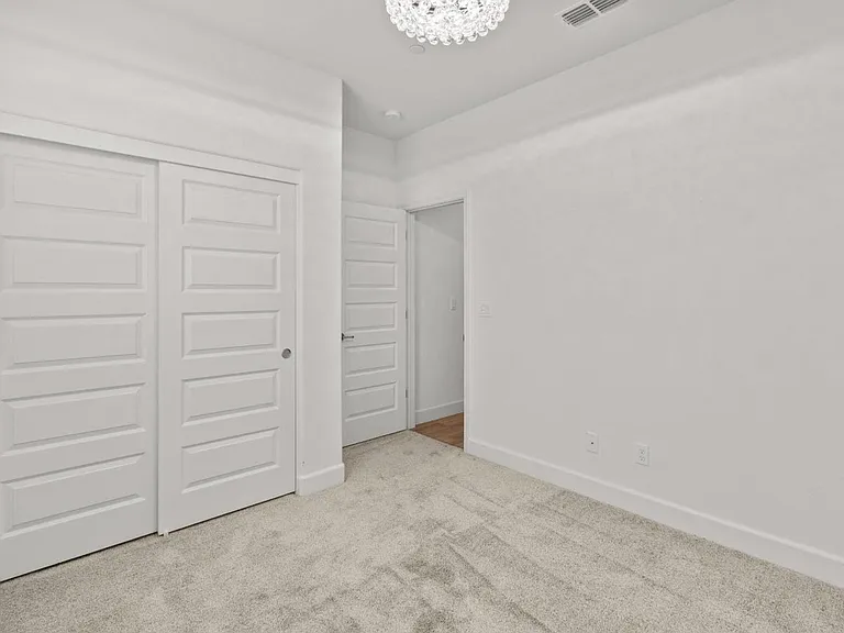 6089 Waddington Way — Photo 30