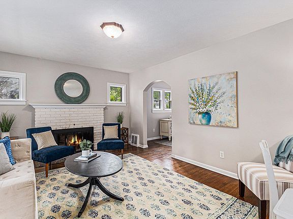4th image of 1836 Cornelius Ave SE