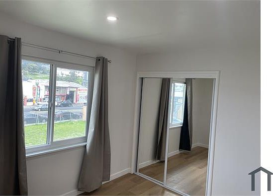 5th image of 2738 Havenscourt Blvd APT 6