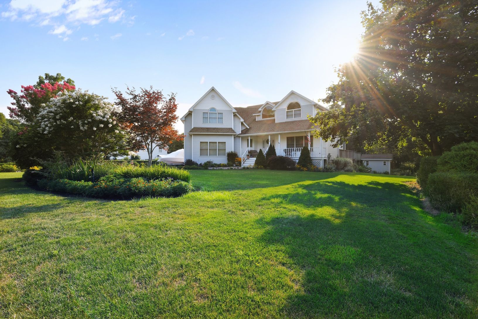 16 Egret Way, Center Moriches, NY 11934 Out East