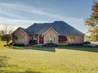 1390 Littles Rd, Arcanum, OH 45304