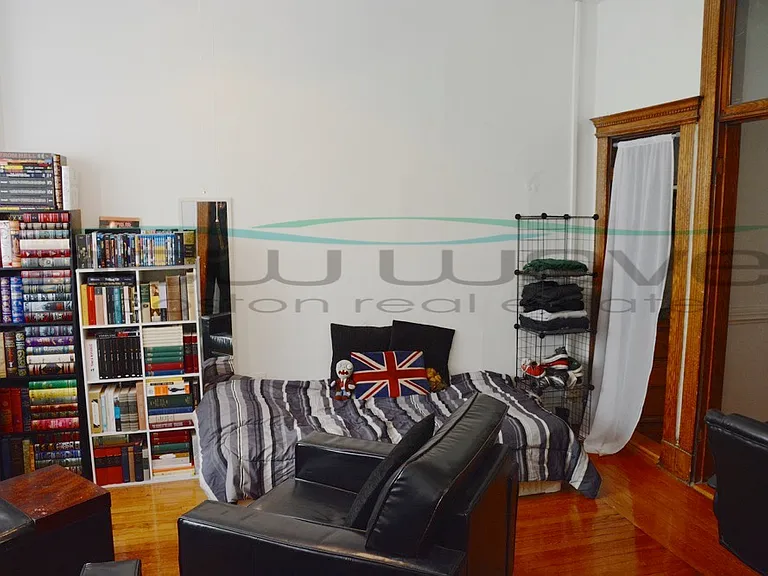 165 Hemenway St #2 — Photo 6