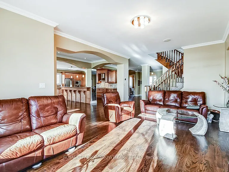 591 Lakeside Ave — Photo 6