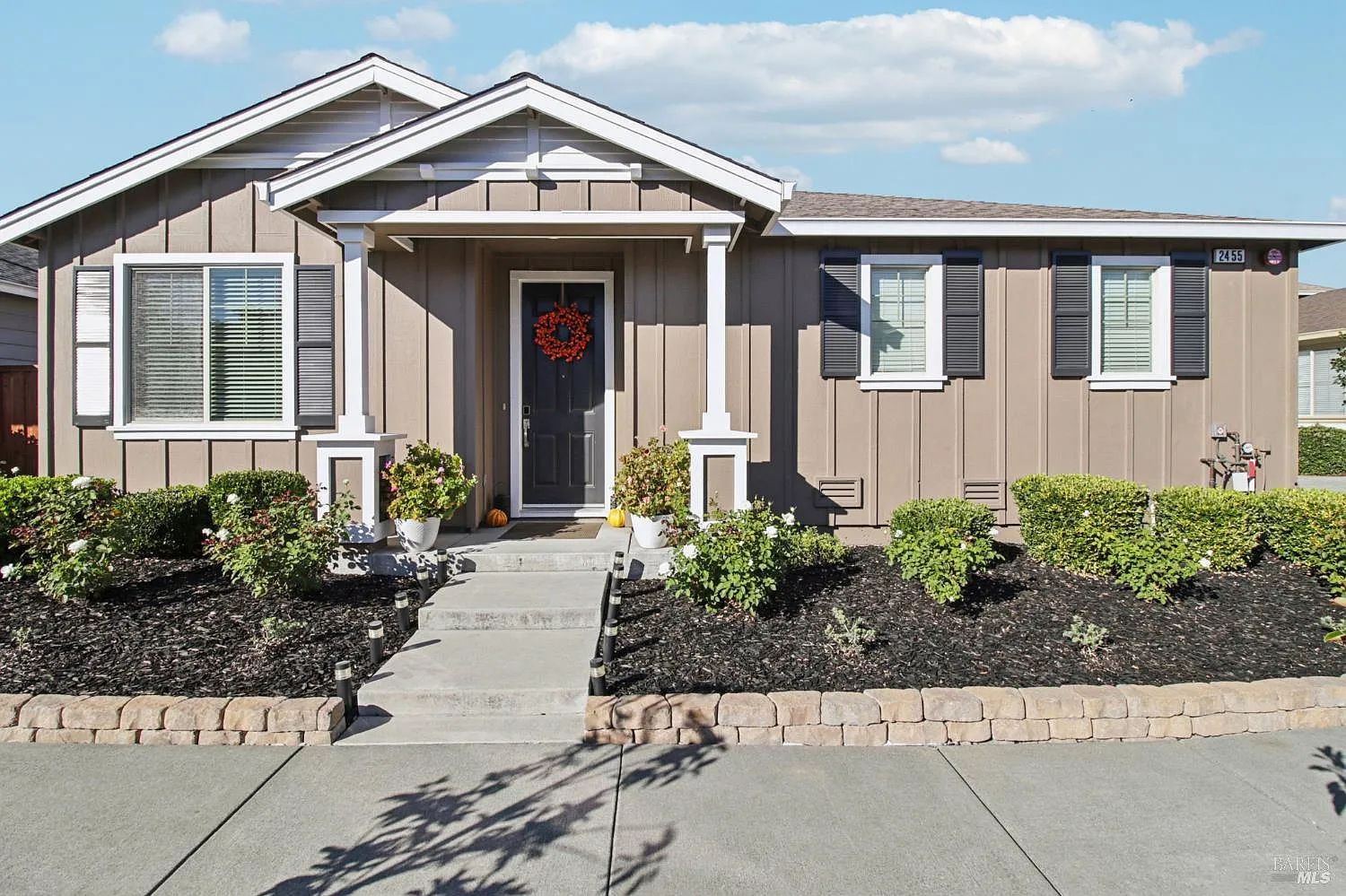 2455 Avignon Circle photo 1