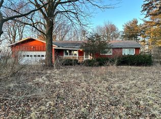 3212 W Hensley Rd, Champaign, IL 61822