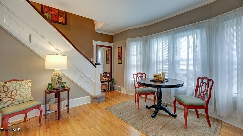 3rd image of 142 Prospect Avenue