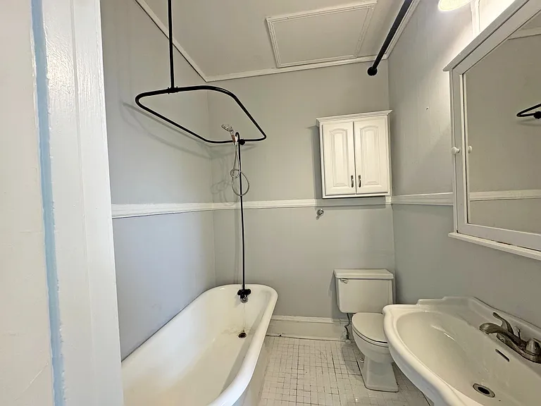 Carolina Apartments — Photo 5