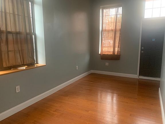 5th image of 1207 Race St #3R