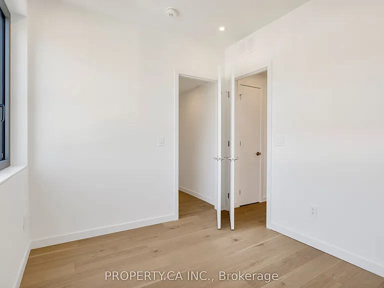 301 Keele St #3 — Photo 20