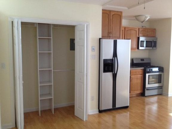 3rd image of 8016 Cowles Ct Floor 2
