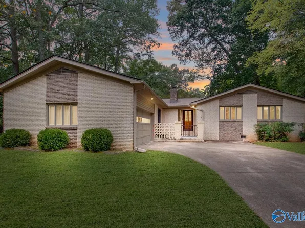 6613 Robinhood Ln NW, Huntsville, AL 35806