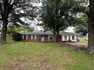 1745 Arbala Rd, Sulphur Springs, TX 75482