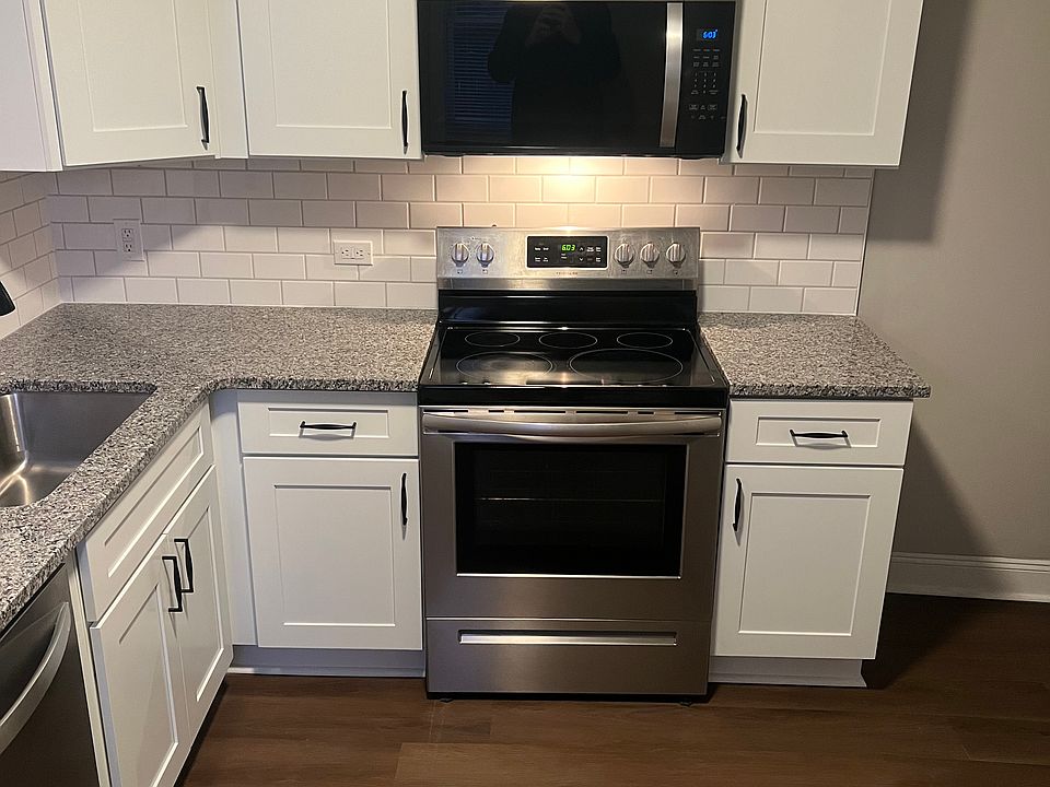 1st image of 508 Southwood Ave #508