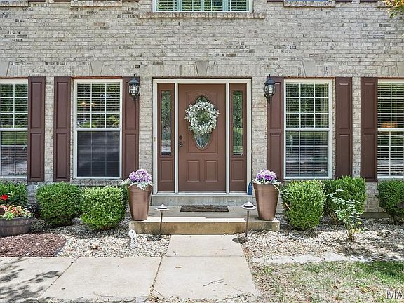 3rd image of 4160 Winwood Cir