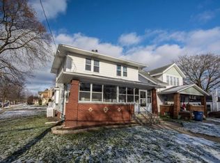 829 Myrtle St NW, Grand Rapids, MI 49504