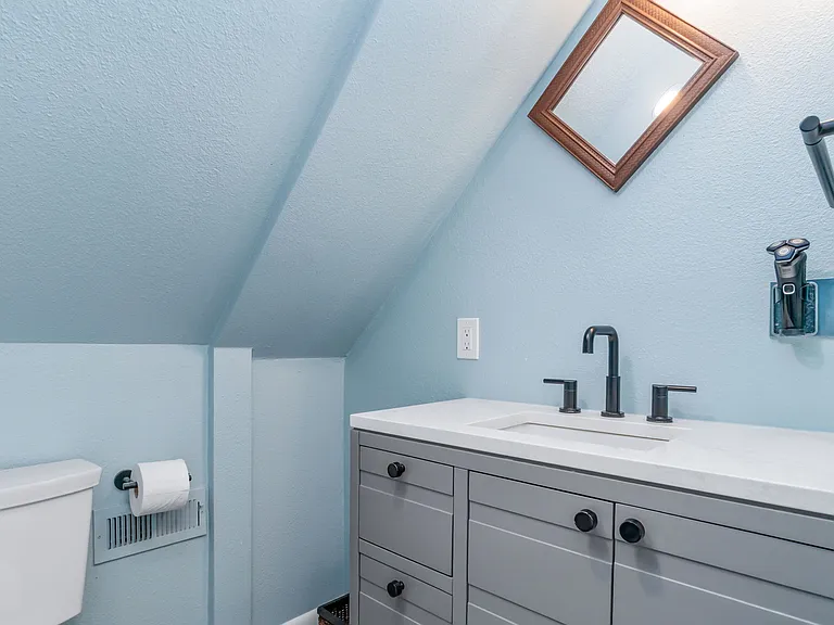2523 California St — Photo 24