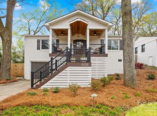 658 Manhasset Rd, Charlotte, NC 28209