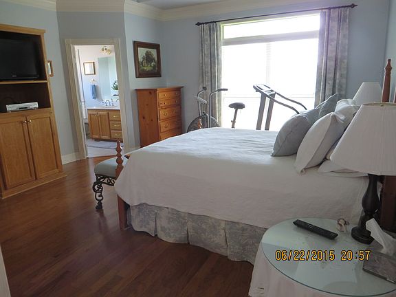 5th image of 351 Willow Bend
