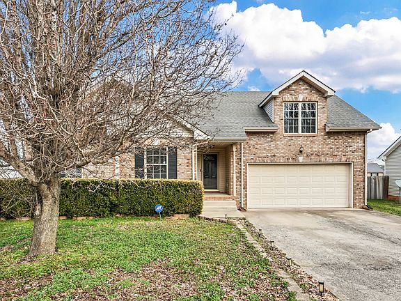 3rd image of 3260 Veranda Cir