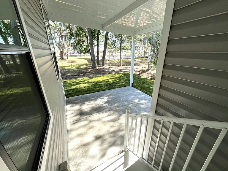 113 Hill Cir #405 — Photo 6