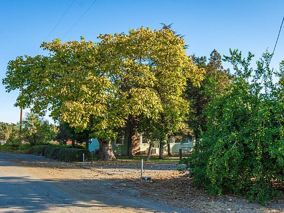 4th image of 2434 Davis Road