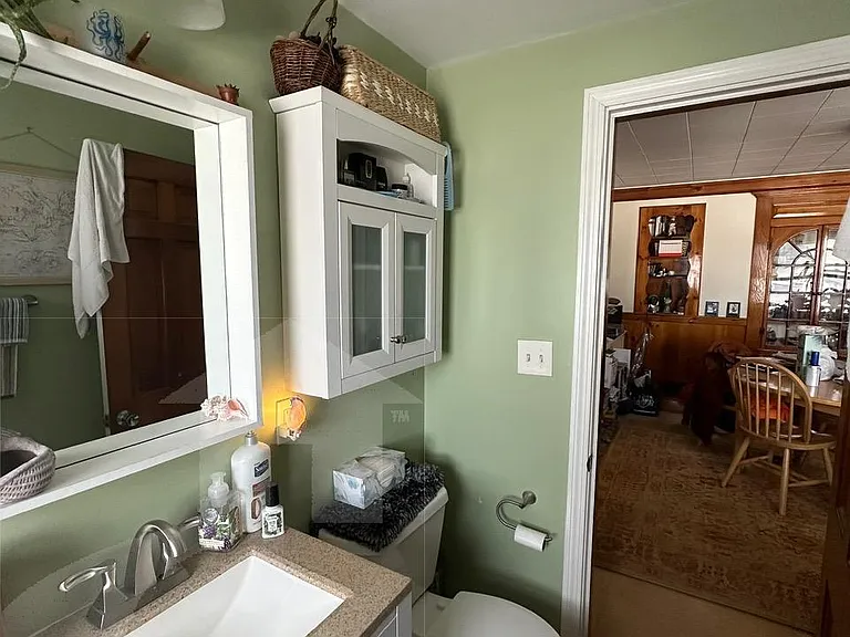 21 Ashland St — Photo 7