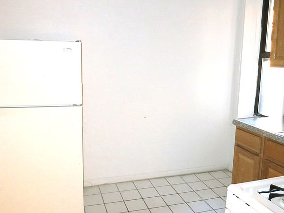 5th image of 9419 66th Ave APT 1B