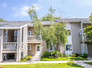 727 E Lakeview Rd UNIT 4, Hustisford, WI 53034