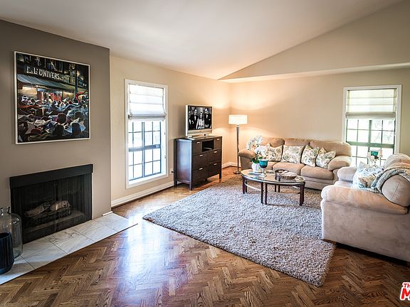 4th image of 4450 Placidia Ave #5