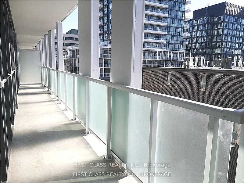 4 bed, $4,600 — Photo 1