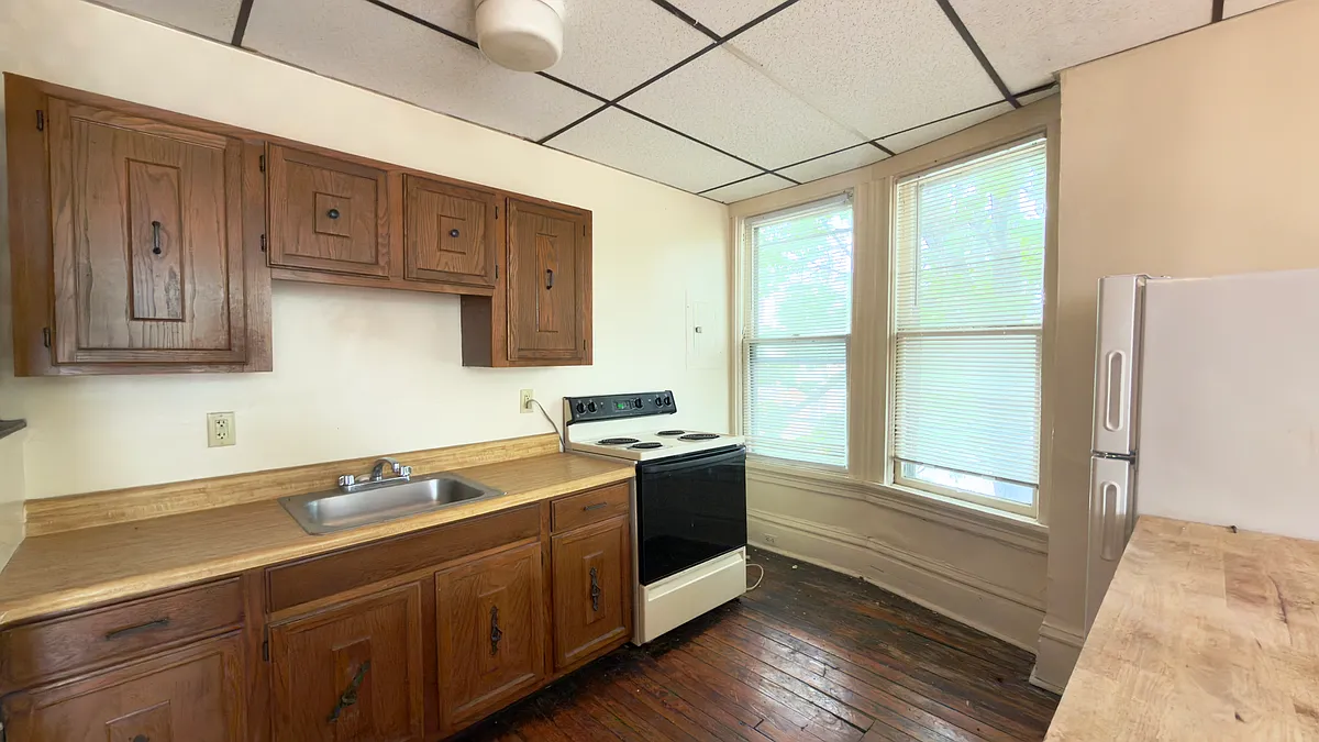 Building Photo - 235 Maclay St #4