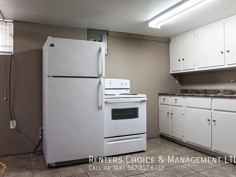 526 7th Ave S #5 — Photo 2