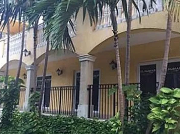1400 Salzedo St APT 103, Coral Gables, FL 33134