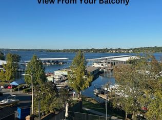 2105 Lakeshore Dr, Old Hickory, TN 37138