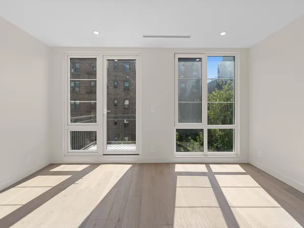 310 Fenimore Street image 37 of 50