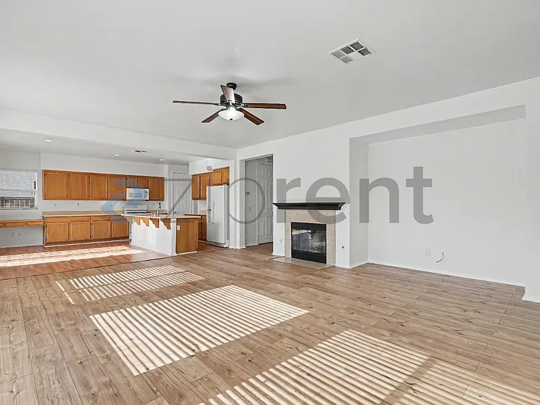 1854 Bankstown Way — Photo 13