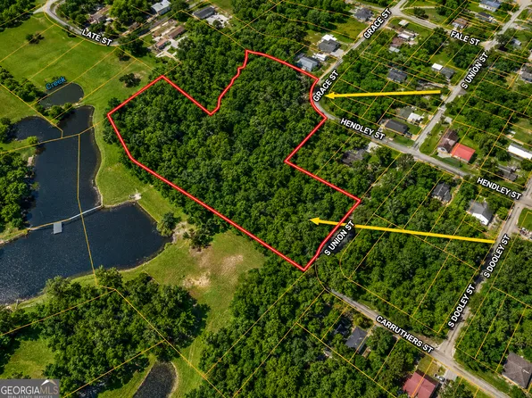 Grace St, Hawkinsville, GA 31036