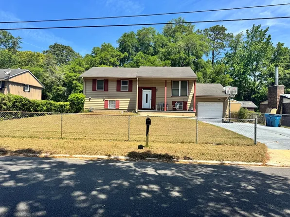 2219 Woodland Way, Brunswick, GA 31520