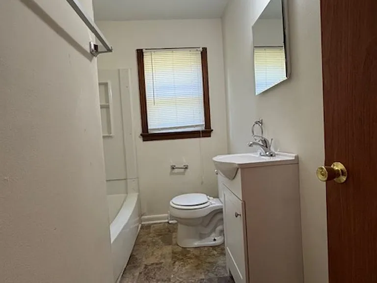 906 N Audubon Ave — Photo 6