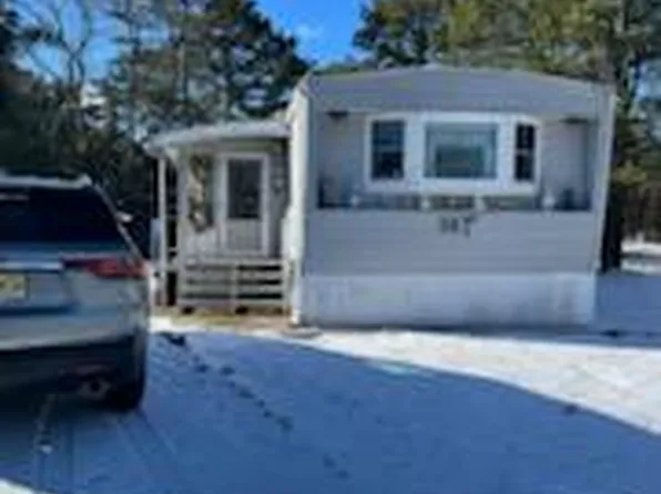 118 Oak Dr, Barnegat, NJ 08005