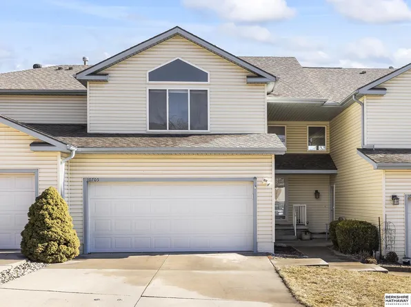 10705 Berry Plz, Omaha, NE 68127