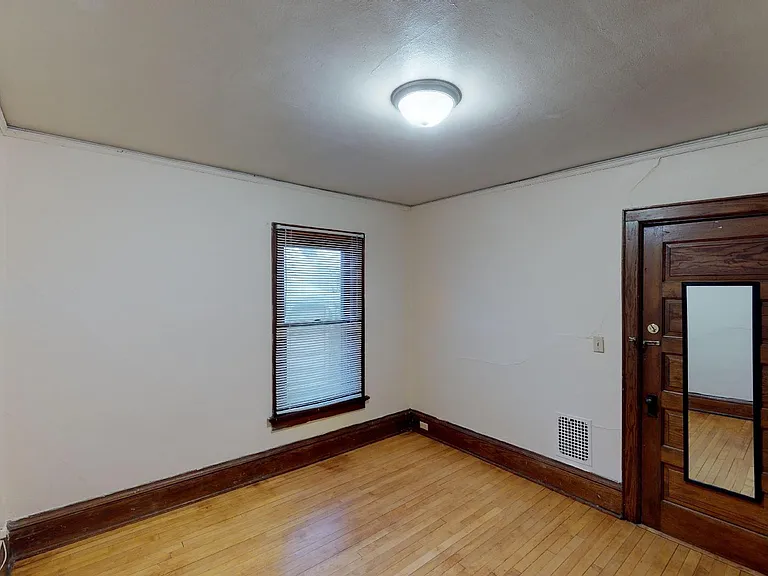 1728 Van Hise Ave — Photo 8