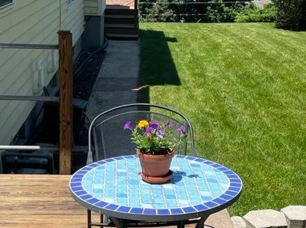 2961 Lake Shore Dr, Long Beach, IN 46360