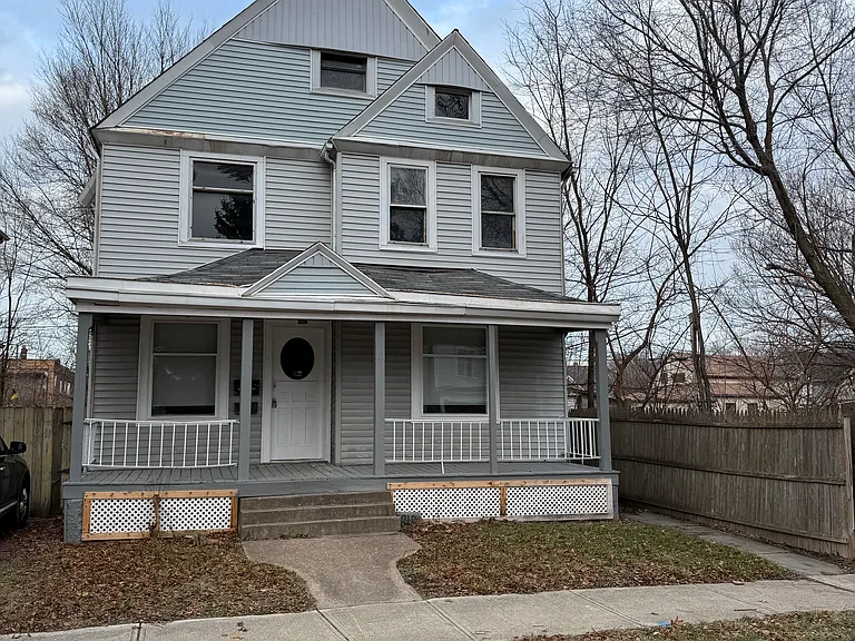 5910 Pear Ave #UP — Photo 1