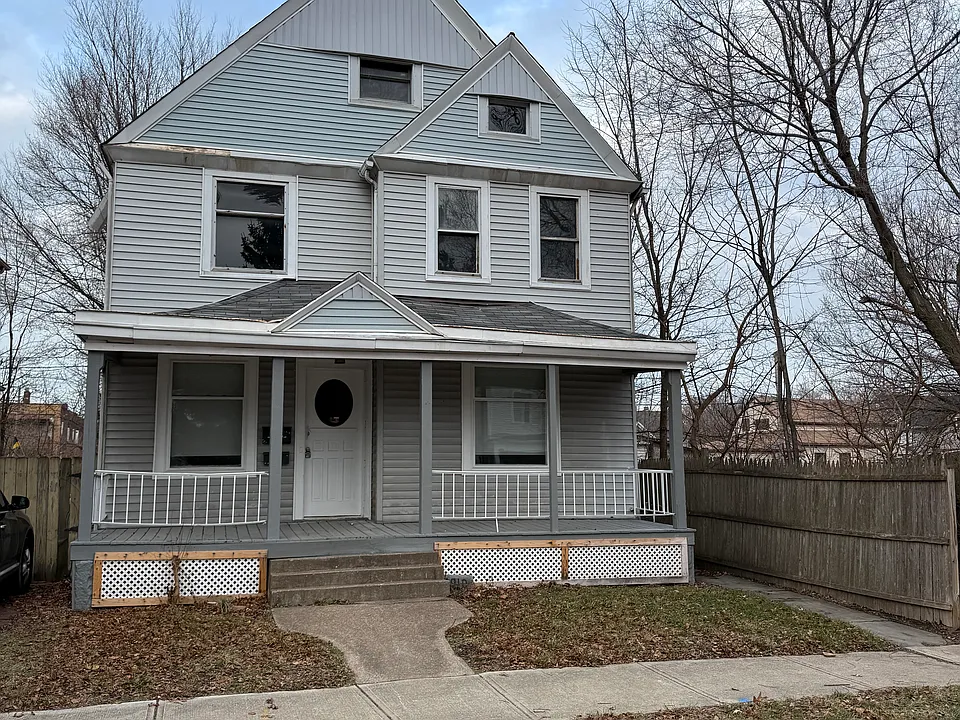 5910 Pear Ave #UP