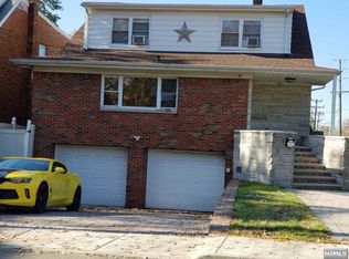 821 Kingsland Ln APT 1, Fort Lee, NJ 07024